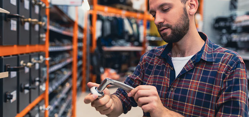 Locksmith For Retail Stores Lockout Services in Laguna Hills, California