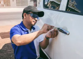 Car Locksmith in Laguna Hills, CA